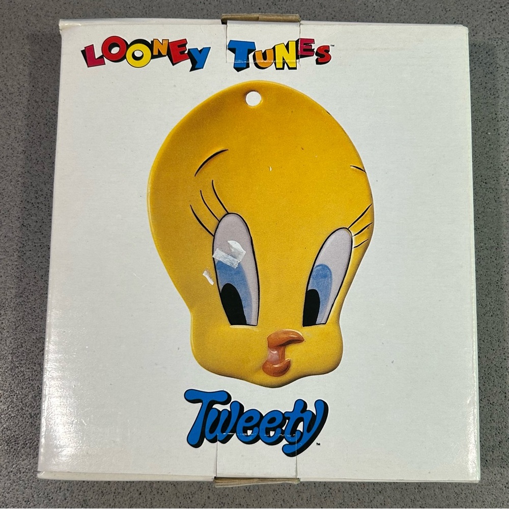 Vintage NEW 1993 Looney Tunes Tweety Bird Trivet 90s Kitchen Decor in Box